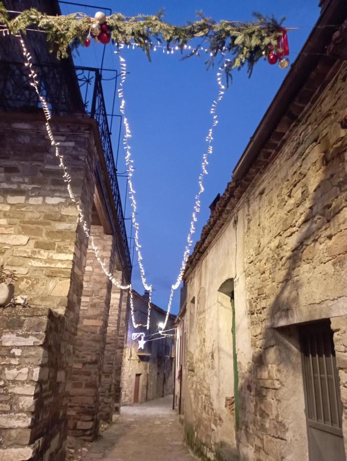 Ambrosia Hostel Alessandria del Carretto Buitenkant foto