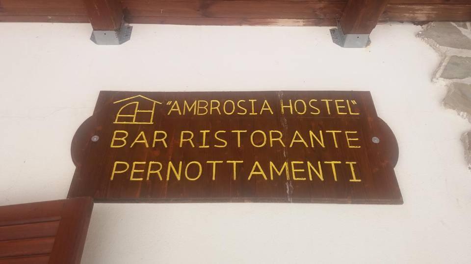 Ambrosia Hostel Alessandria del Carretto Buitenkant foto